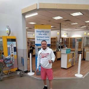 Meet your Posher, Abelardo